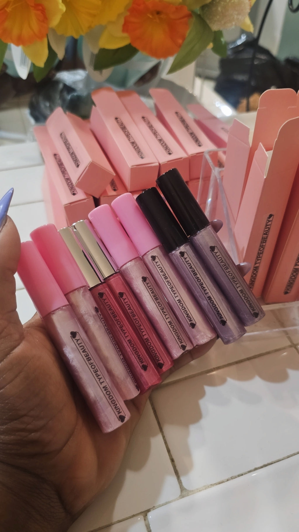 Shimmery, pastel pink Lipgloss